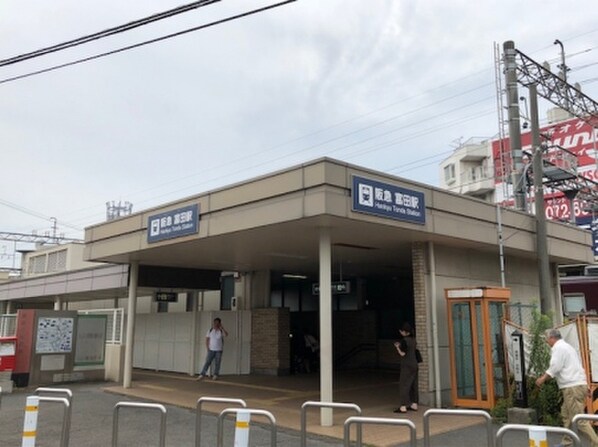 Station side courtの物件外観写真